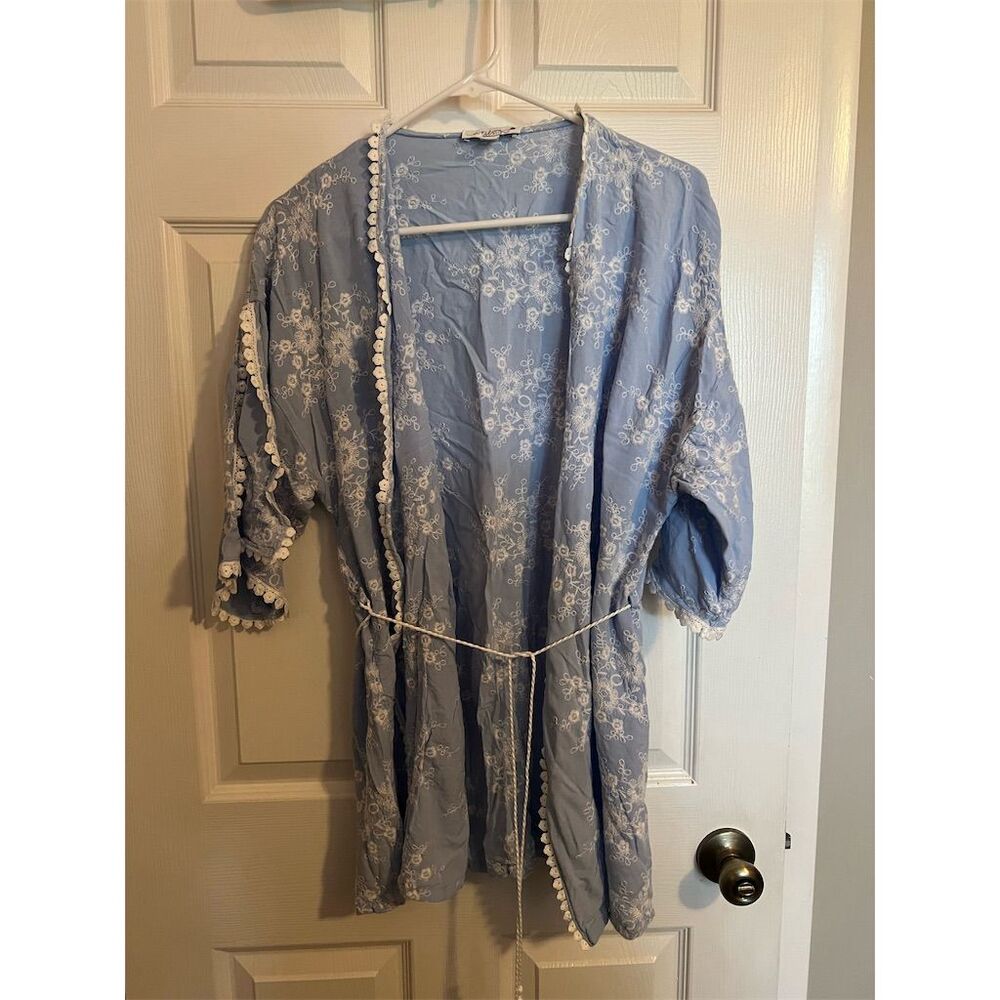 In Bloom by Jonquil Women's XL Blue Floral Embroidered Kimono Robe